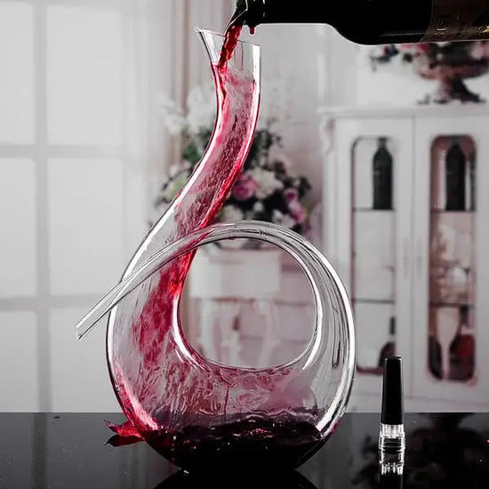 Carafe à vin – Décanteur pour vin en cristal de vin rotatif à 360 °, avec  boîte de luxe pour les amateurs de vin ou cadeau d'anniversaire ou de  mariage : 